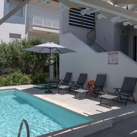Sunshine And Apartment Nea Vrasna
